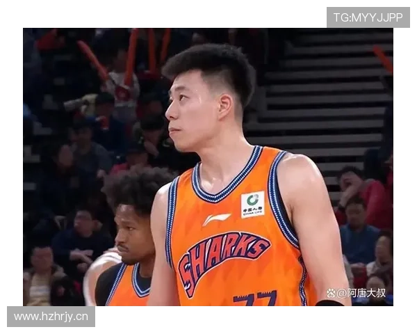 古德温引领上海男篮击败广厦,狂砍34分7篮板12助攻赢得球迷MVP欢呼_比赛_CBA
